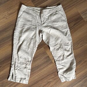 100% linen light tan capri pants size 12